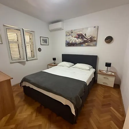 Allineeddubrovnik: Versatile With Free Parking Apartment